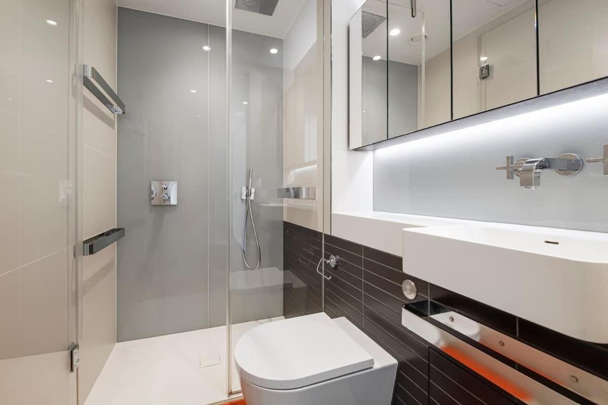 Modern 2 Bed Battersea Power Station Apartamento *